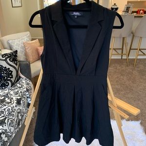 Lulu’s Little Black Dress